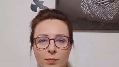 Olanın olmayana, Bilenin bilmeyene borcu var bu dünyaya !