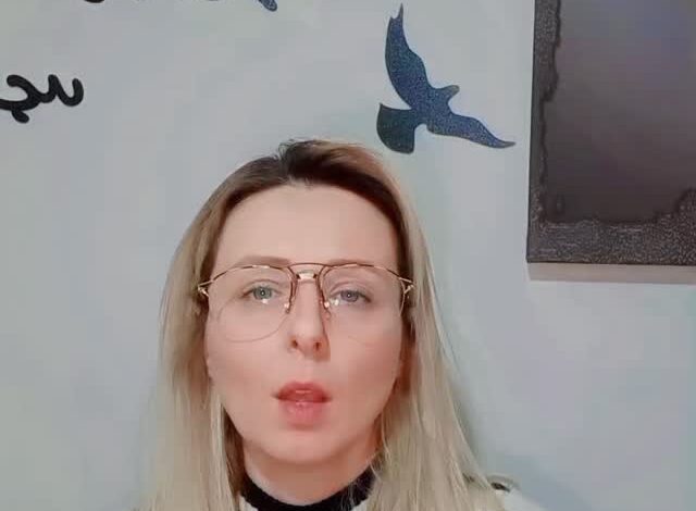 Bu hikâye bir ahlak dersi vermez. Bir gerçeği yüzüne çarpar: Yargıladığın kişi gitmiştir. Yoluna…