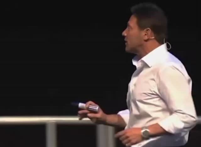 Wall Street’in kurdu Jordan Belfort’tan satışın 4 saniyelik formülü… Satış psikolojisinin en güçlü prensiplerinden…
